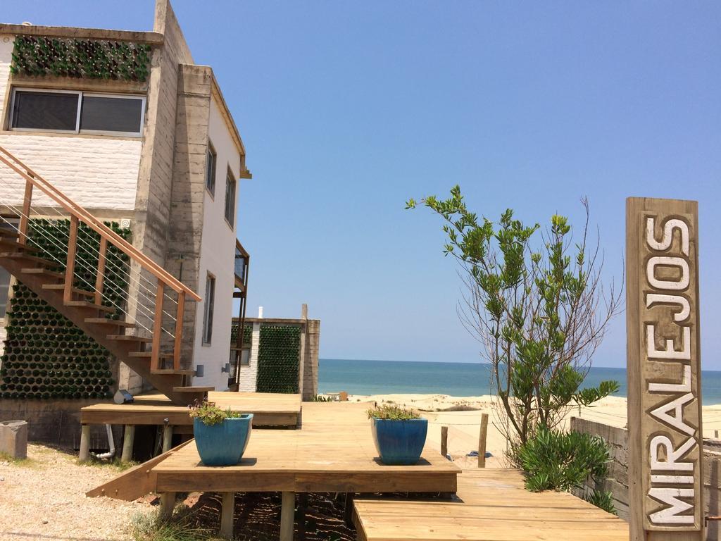 Miralejos Complejo De Apartamentos Punta Del Diablo Eksteriør billede